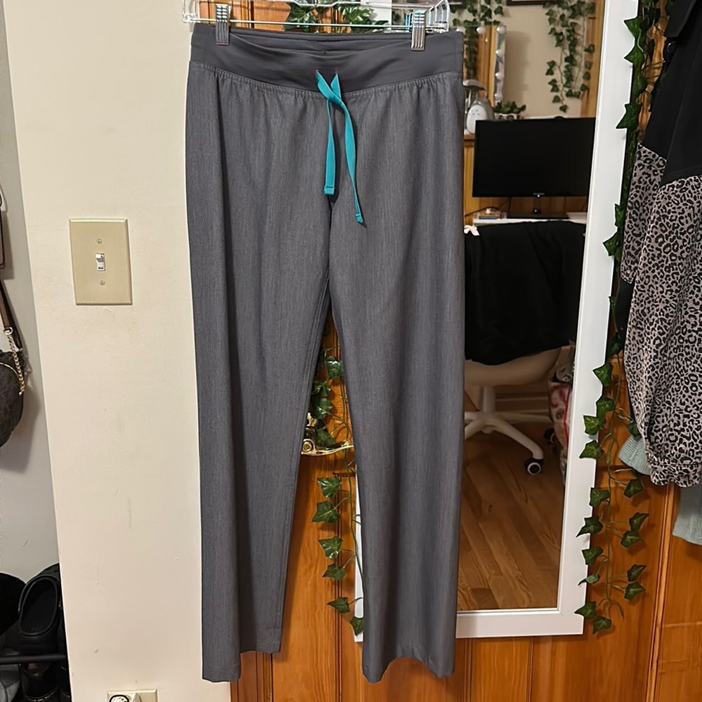 FIGS Livingston Basic Scrub Pants